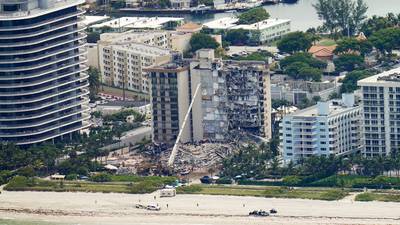 Miami: sube a 9 la cifra de fallecidos tras colapso de edificio