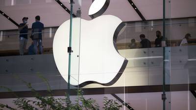 Apple impone récord: Llega a 3 billones de dólares; 1ra empresa de la historia en lograrlo