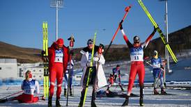 Noruega ‘estrena’ medallero de Beijing 2022; Therese Johaug gana el oro en esquiatlón