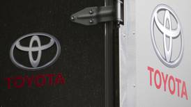 Toyota llama a revisión en EU 1.3 millones de autos por bolsas de aire defectuosas
