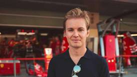 Excampeón de F1, Nico Rosberg, llama a tomar acción en Foro Económico Mundial
