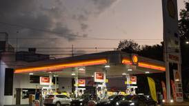 Estos precios no los tiene ni Biden: gasolina en México es hasta 30% más barata que en EU 