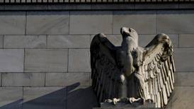 Empresarios están preocupados por tensiones comerciales: Libro Beige de la Fed