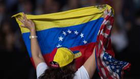 Senadores de EU proponen sanciones internacionales para Venezuela