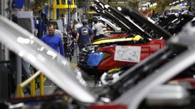 Ford reorganizará plantas para fabricar más SUV... sin despidos