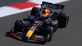 ¡Verstappen compite vs Verstappen! Max mejora sus tiempos del RB20 en día 1 de pretemporada