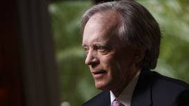 Bill Gross se retira pero, ¿cuál será el destino de los bonos en México a los que apostó?