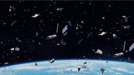 'La basuraaaaaaa': Europa paga 102 mdd a empresa para recoger chatarra en el espacio