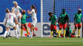 Inglaterra se impone 3-0 a Camerún y avanza a Cuartos de Mundial femenil