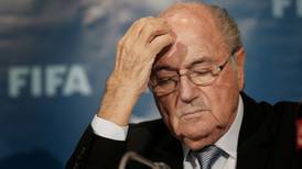Blatter dice que arresto de Platini refuerza su versión