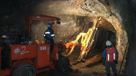 Mineras posponen 69 por ciento de sus proyectos por nueva legislación