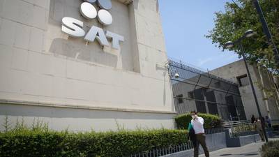 Nuevas reglas del SAT en 2022: habrá multas por facturas mal emitidas