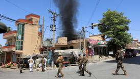 Al menos 29 muertos en ataque suicida en mezquita de Afganistán