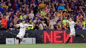 Valencia da la sorpresa y derrota 2-1 al Barcelona en la final de la Copa del Rey