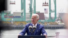 Biden ‘se le va al cuello’ a petroleras por precios de la gasolina: ‘Exxon ganó más que Dios’