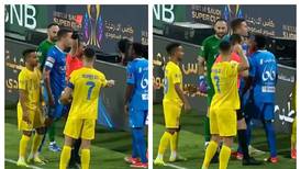 ¡EXPULSAN a Cristiano Ronaldo y AMAGA con golpear al árbitro por la espalda en semi entre Al Nassr y Al Hilal! (VIDEO)