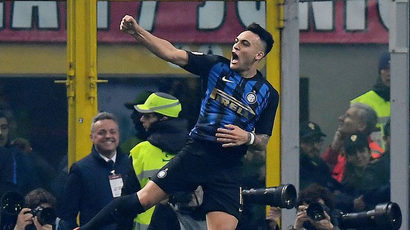Inter venció al Milan con un gran partido de Lautaro Martínez
