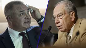 ¿Senadores republicanos le pueden ‘echar la mano’ a García Luna? Chuck Grassley pide evidencia