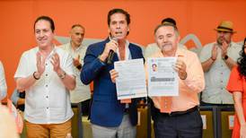‘Diamante naranja’: Roberto Palazuelos formaliza candidatura al Senado con MC