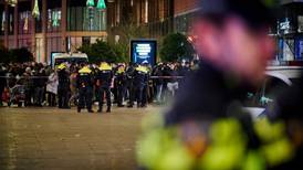Ataque con cuchillo en el centro de La Haya deja 3 heridos