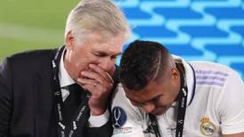 ‘Ancelotti estaba llorando, no quería que me fuera’; Casemiro revela cómo fue salir del Real Madrid