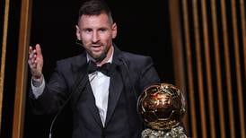 Faustino Asprilla RIDICULIZA 8° Balón de Oro de Messi: ‘Ganó por negocio, es a conveniencia’