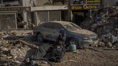 Terremoto en Siria y Turquía: sube a 40 mil la cifra de personas fallecidas; rescatistas se marchan
