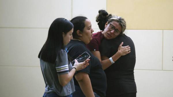 Masacre en escuela de Texas: Gobernador reporta 17 heridos
