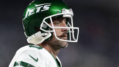 NFL: ¿Cuántos millones recibirá Aaron Rodgers aún sin jugar esta temporada con Jets?