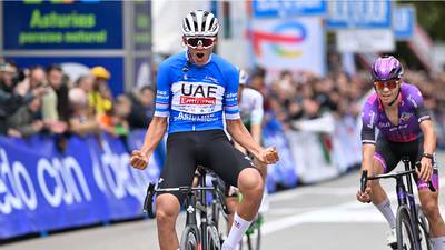 El mexicano Isaac del Toro gana la Vuelta a Asturias y sigue brillando en el ciclismo internacional