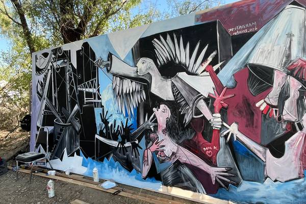 Derrumbe en mina de Coahuila: pintan ‘mural de la esperanza’ por mineros atrapados