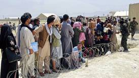 Crisis en Afganistán: EU abrirá tres bases para albergar a hasta 22 mil afganos