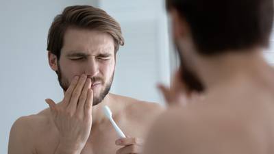 Encías mal cuidadas: ¿Qué enfermedades graves se pueden generar por no atender tu boca?