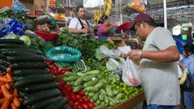 Inflación de octubre vuelve hacia el objetivo del Banxico