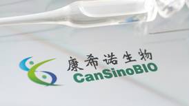 Primera vacuna inhalada contra el COVID, de CanSino, es aprobada en China