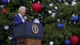 4 de julio: Afganistán, Rusia, COVID, inflación, aborto, ¿qué tiene que festejar Joe Biden?