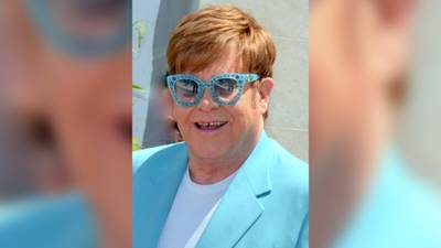 ‘Mis síntomas son leves’: Elton John cancela shows por contagio de COVID-19
