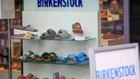 Sandalias Birkenstock: ¿Quiénes son los dueños y cuál es el origen del calzaldo?