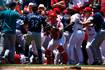 MLB: ¡GOLPES EN GRANDES LIGAS! Mariners y Angels vaciaron las bancas este domingo (VIDEO)