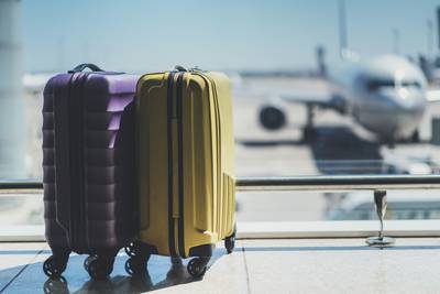 Cuántas maletas puedes llevar sin pagar extra durante un vuelo