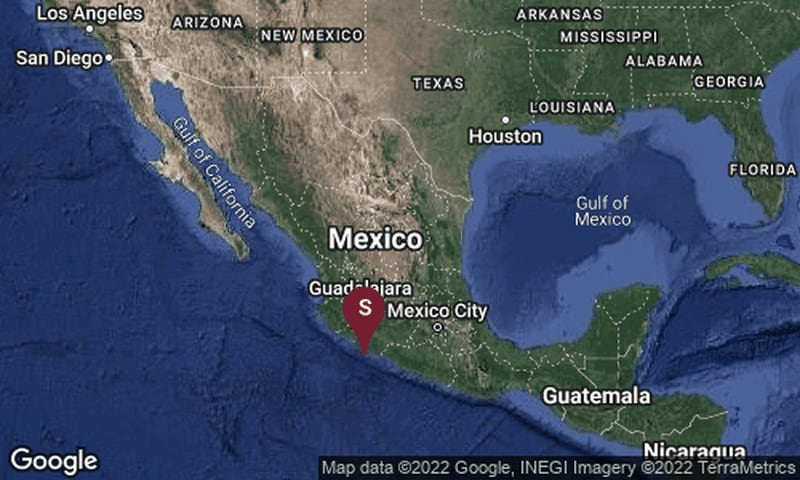 Un sismo de magnitud 6.9 con epicentro en Coalcoman, Michoacán despertó a México.