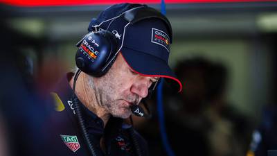 ¡OFICIAL: Adrian Newey se va de la escudería Red Bull tras 19 años! ¿Con quién seguirá en la F1?