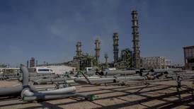 AMLO obtiene un triunfo 'por default' en licitaciones petroleras