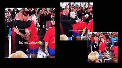 ¡Recrearon el beso! Aparece polémico disfraz de Luis Rubiales en un desfile de España (VIDEO)