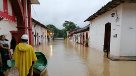 Se desbordan ríos e inundan el pueblo mágico de Tapijulapa
, Tabasco