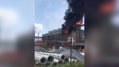 Se registra incendio en refinería de Pemex, en Cadereyta, Nuevo León