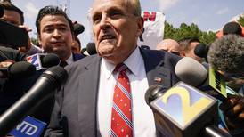 Rudolph Giuliani, exabogado de Trump, es declarado culpable por difamación 