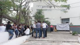 Yucatán se suma al paro nacional de trabajadores de Semarnat 