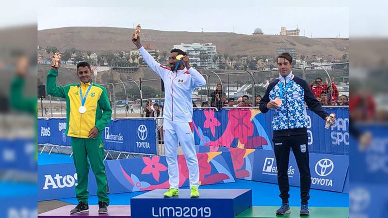 ¡Histórico! Crisanto Grajales se convirtió en el primer bicampeón panamericano en triatlón