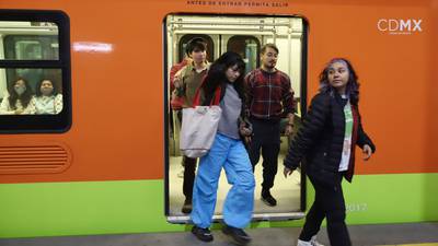 Metro de la CDMX: Usuarios reportan servicio lento en Líneas A y 6 – El  Financiero